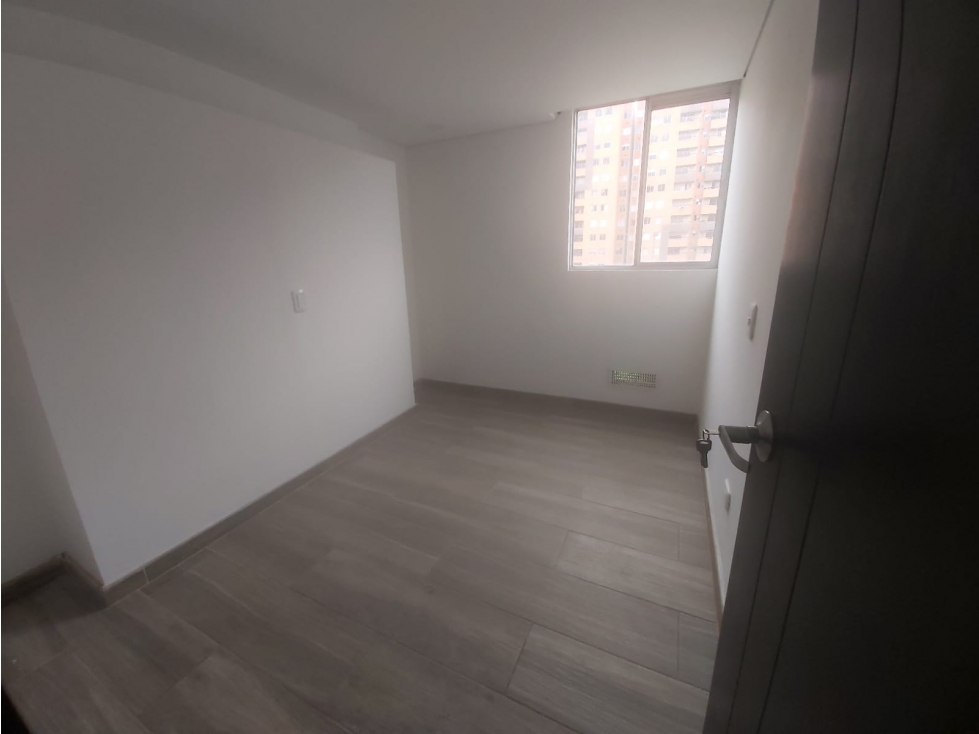 SE VENDE APARTAMENTO EN LA FONTANA I MADRID — foto 6