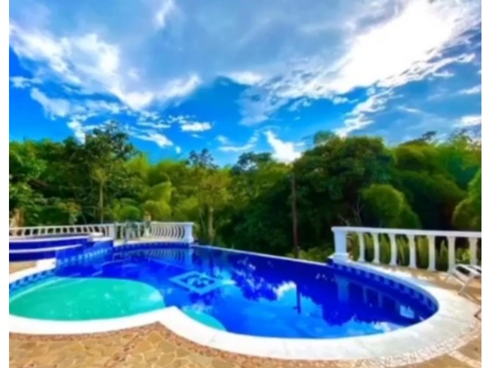 VENTA CASA CAMPESTRE CERRITOS