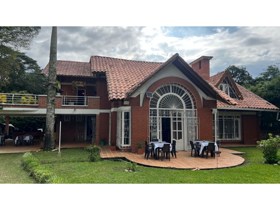 VENTA CASA CAMPESTRE (VÍA CIRCASIA) URBANIZACIÓN LOS ABEDULES