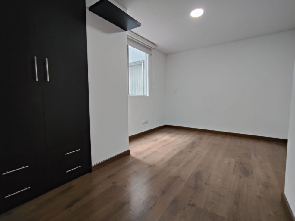 En venta amplio apartaestudio con parqueadero en el Tunal en Bogota — foto 3