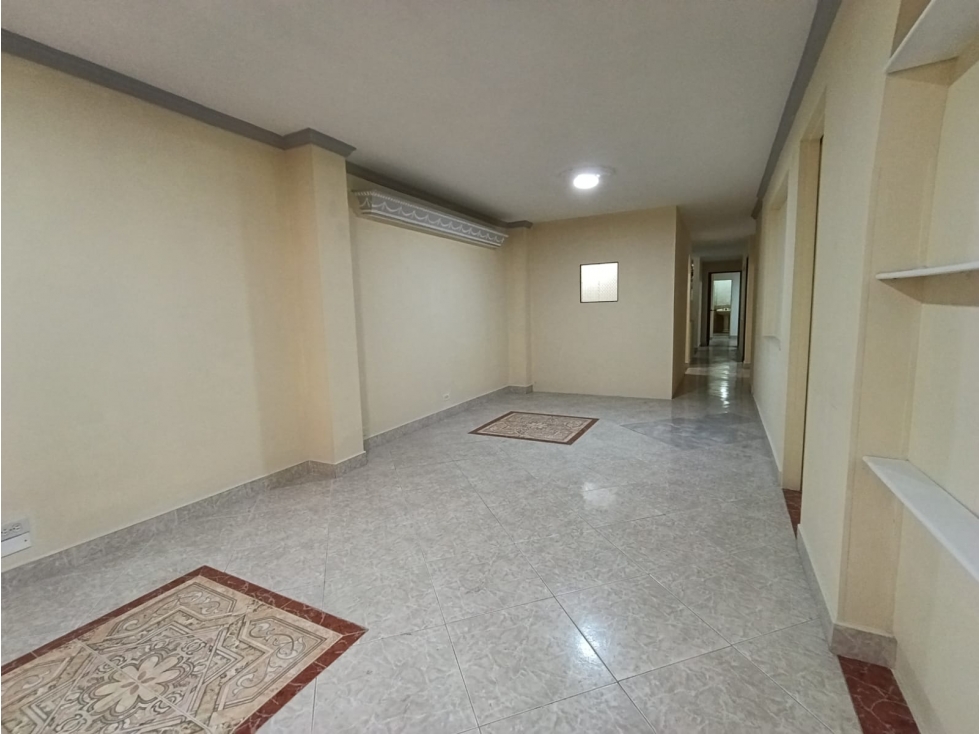 Venta Casa con apartaestudio rentado | Ideal para inversionistas — foto 2