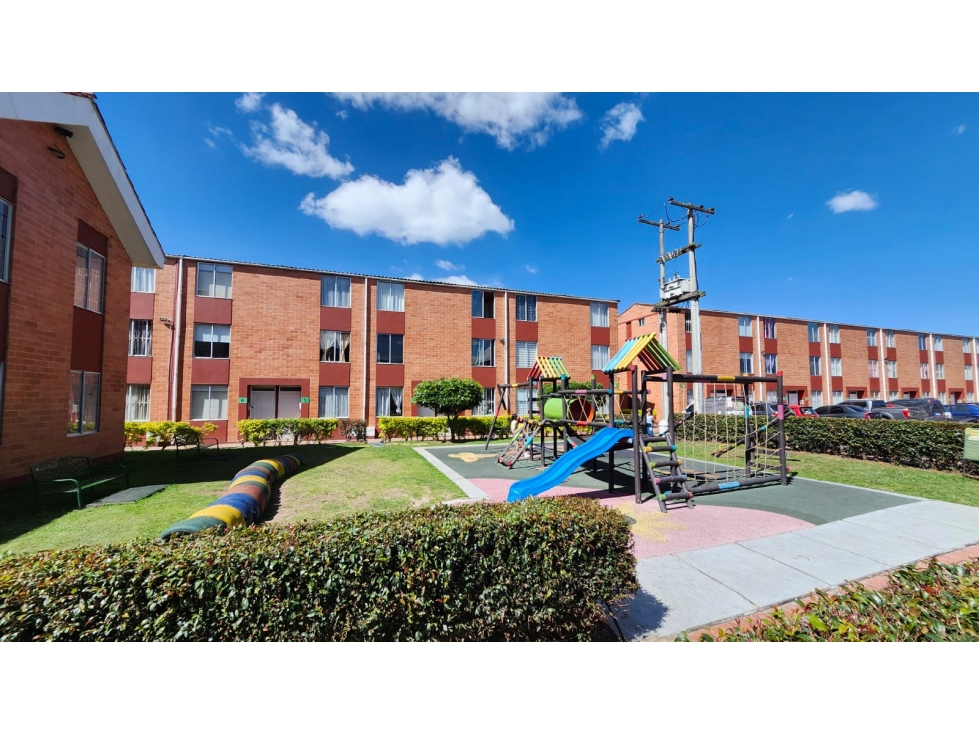 VENTA CASA AMPLIA DE 3 NIVELES LISTA PARA VIVIR- MOSQUERA