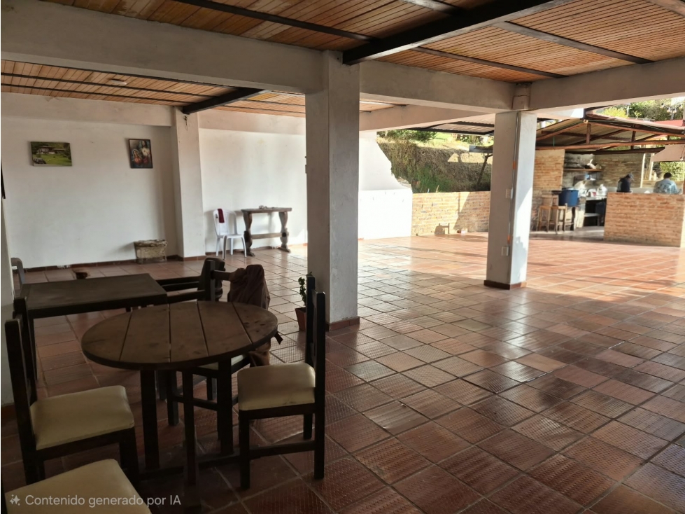 VENTA DE CASA CAMPESTRE CON LOCAL COMERCIAL EN PANTANO DE VARGAS - 4