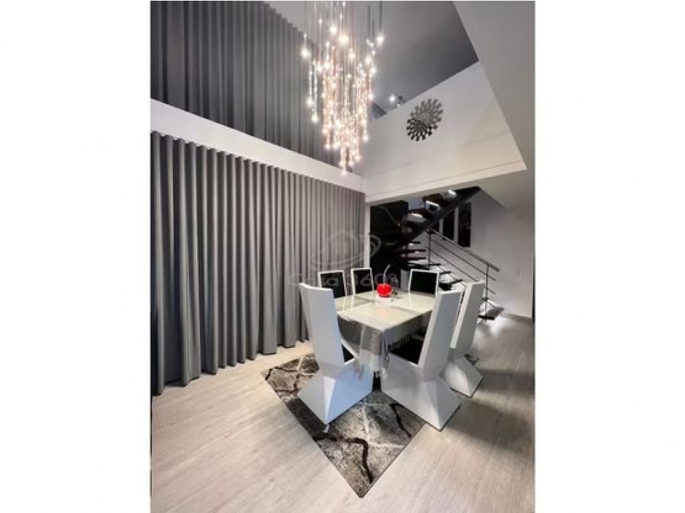 VENTA DE PENTHOUSE DUPLEX EN ENVIGADO - ANTIOQUIA