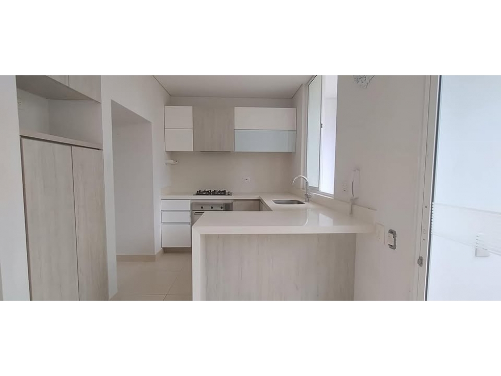 VENTA CASA MODERNA EN CONJUNTO CERRADO CON PISCINA Y ZONAS SOCIALES AL — foto 6