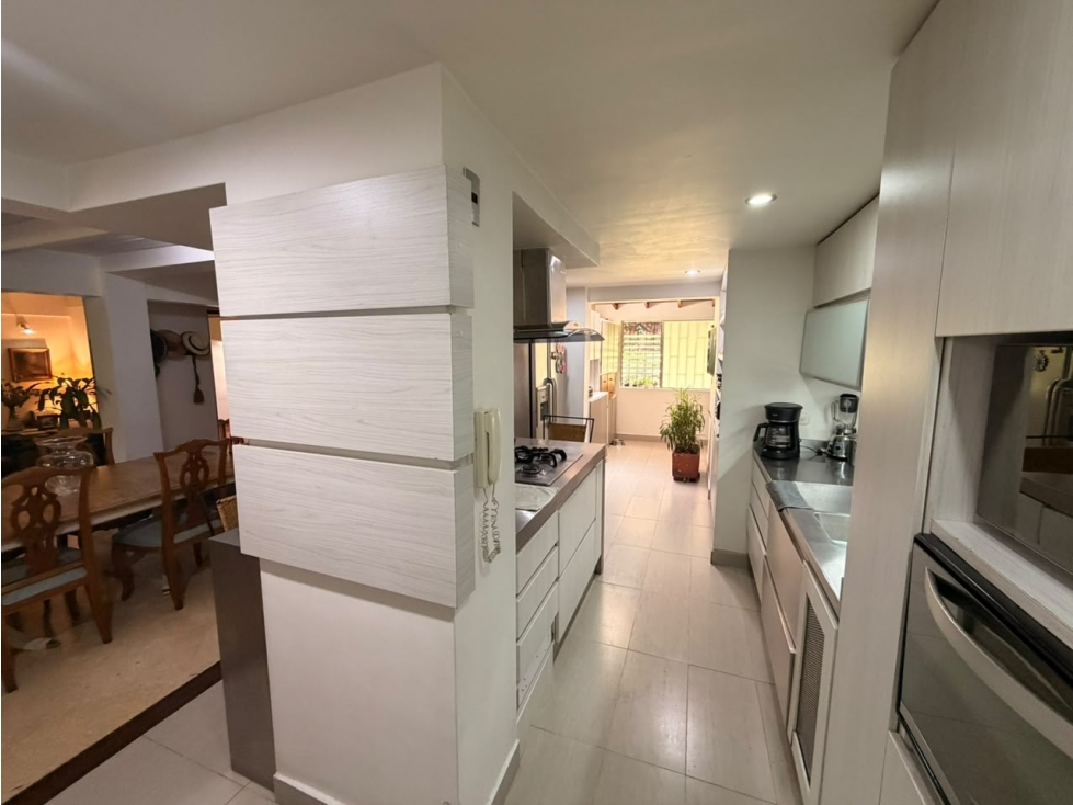 Apartamento amplio en excelente sector del Poblado — foto 6