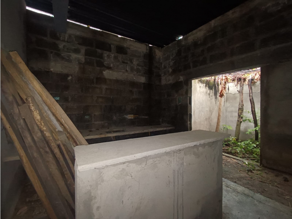 EN VENTA CASA EN OBRA GRIS CON GRAN POTENCIAL — foto 6