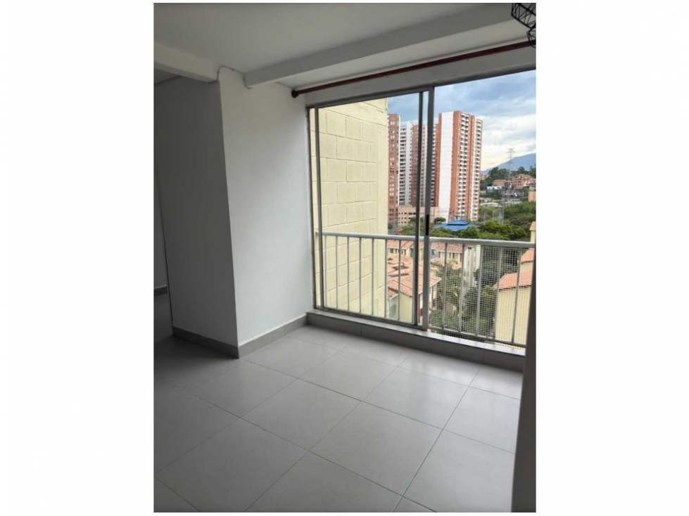 VENTA APARTAMENTO CON TERRAZA EN GUAYABAL FC — foto 2