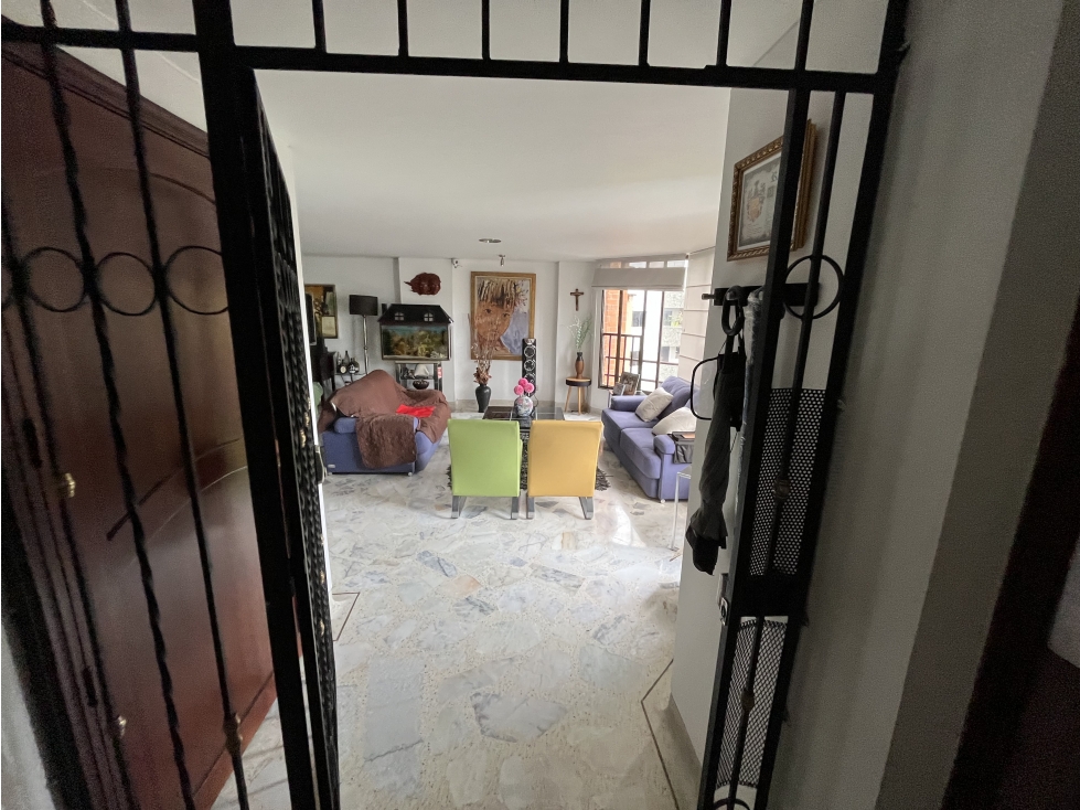 VENDO APARTAMENTO GRANADA CALI