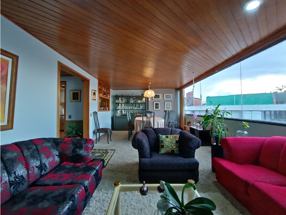 VENTA DE PENTHOUSE CLASICO EN SANTA BARBARA
