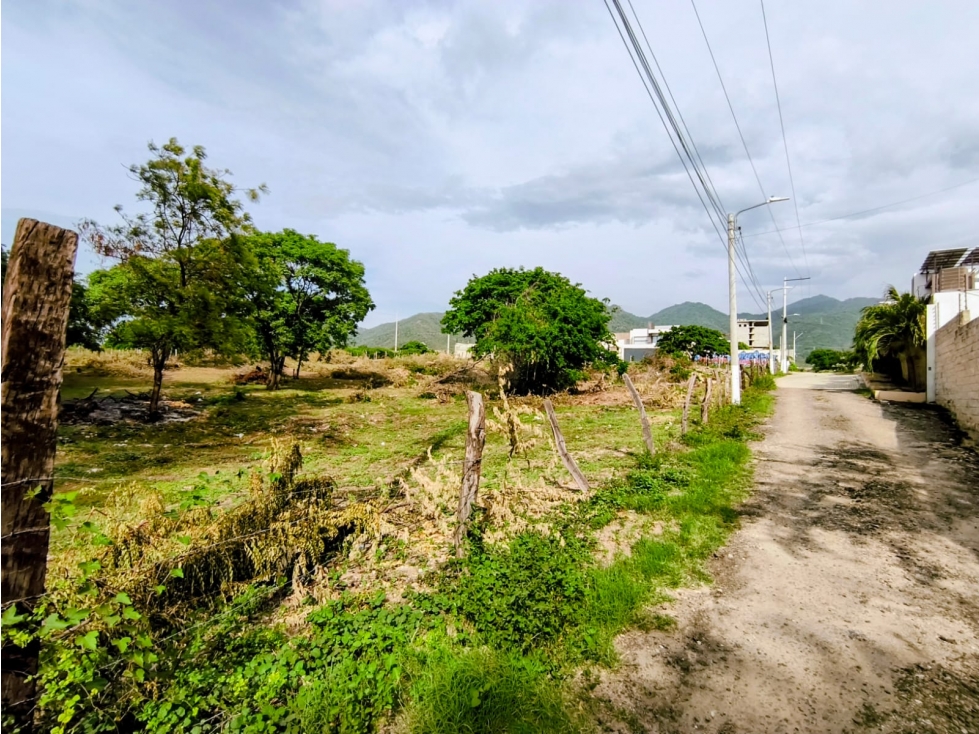 SE VENDE LOTE CERCA DE LA PLAYA BELLO HORIZONTE SANTA MARTA - J.V