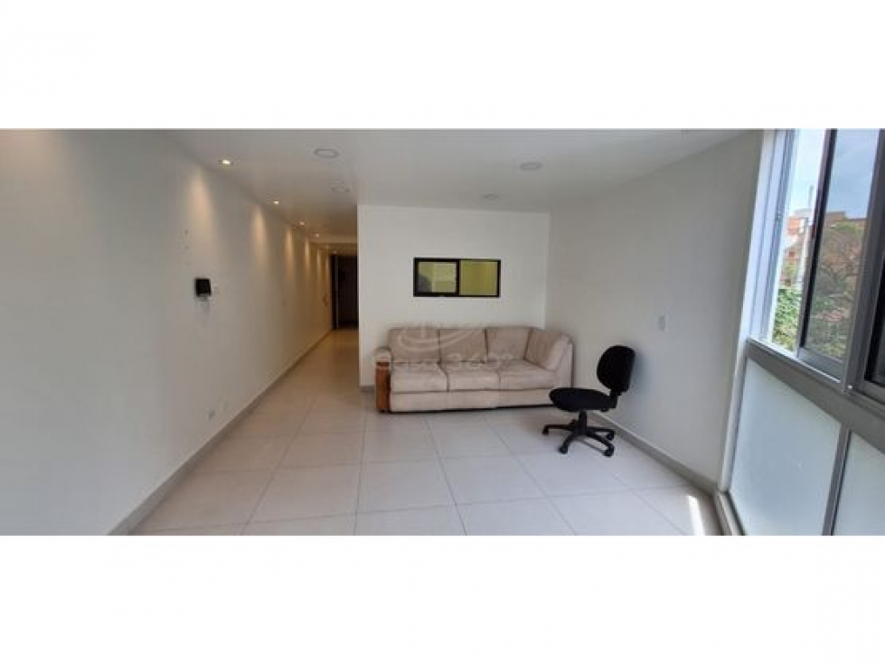 VENTA DE APARTA-OFICINA EN LAURELES - MEDELLIN — foto 3