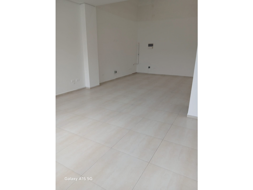 VENTA DE LOCAL COMERCIAL CERCA A EL CENTRO DE TUNJA — foto 2