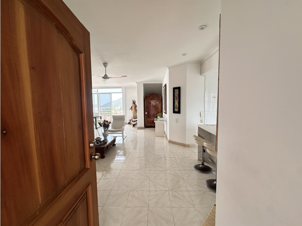VENTA APARTAMENTO AMPLIO POZOS COLORADOS SANTA MARTA — foto 3