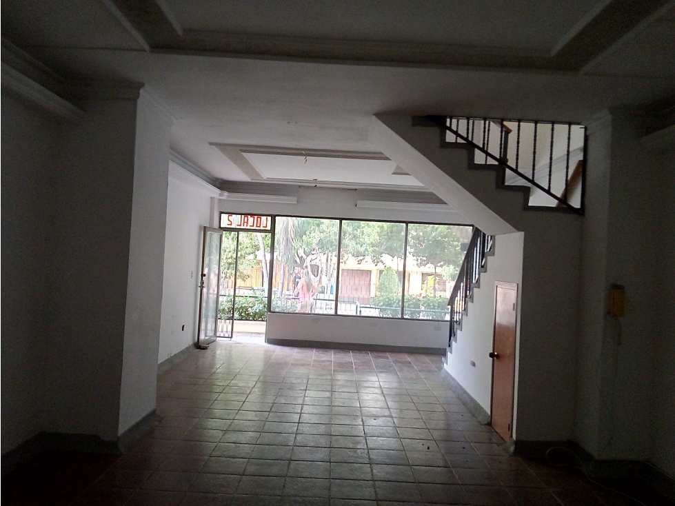SE VENDE LOCAL COMERCIAL BAVARIA SANTA MARTA F.R — foto 5