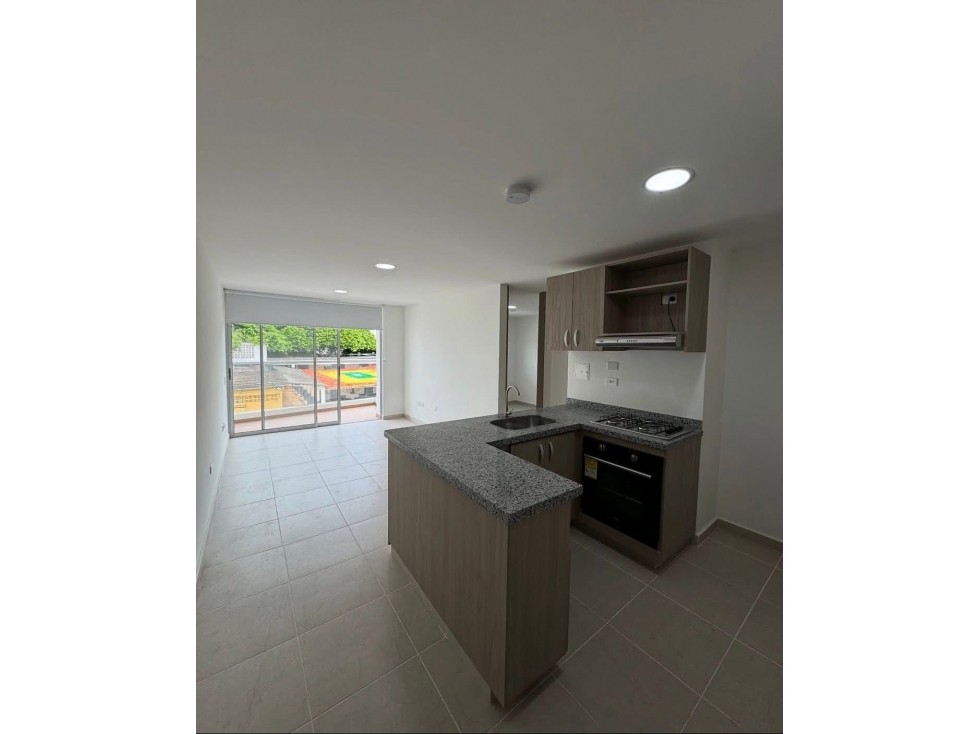 ARRIENDO APARTAMENTO CERCANO A CRESPO — foto 2