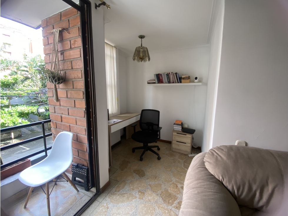 VENTA DE APARTAMENTO EN LOS LAURELES MEDELLIN
