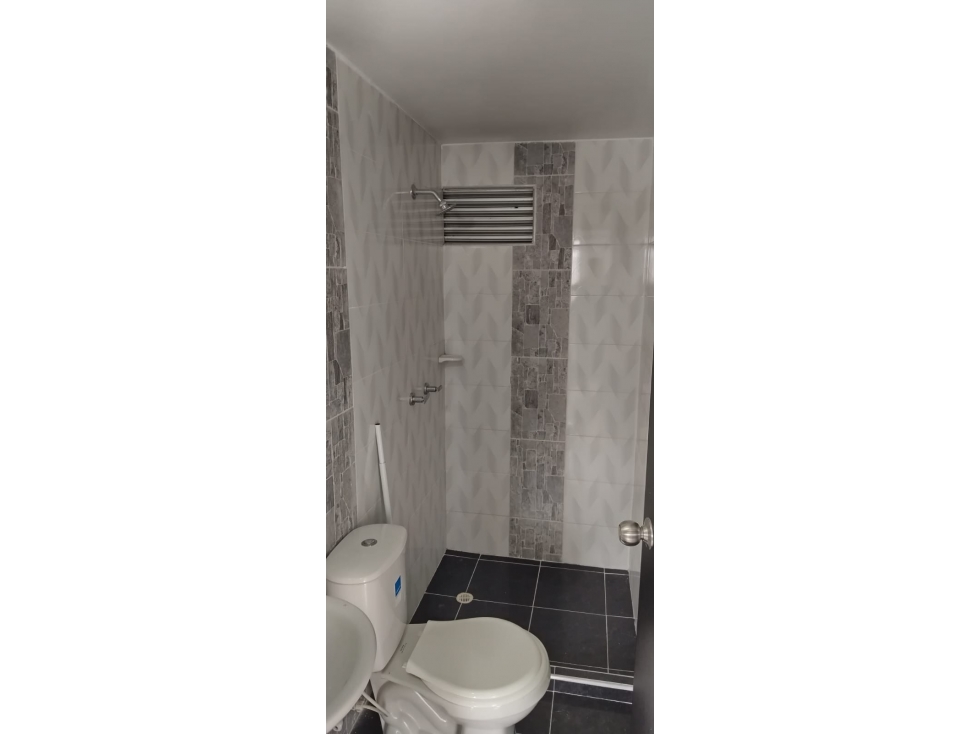 VENDO APARTAMENTO MADELENA - CIUDAD BOLIVAR — foto 5