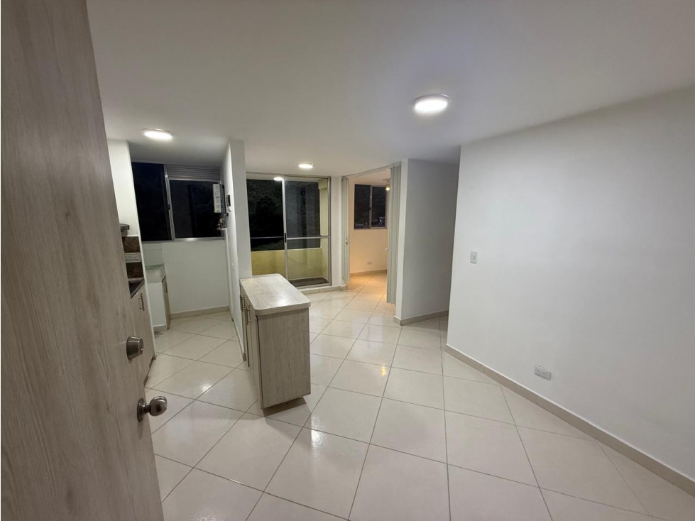 Venta de Apartamento de 50 M2 Remodelado en La Estrella - 2