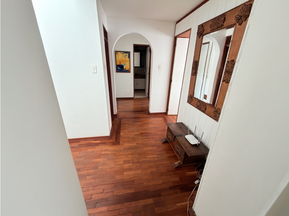 VENTA DE APARTAMENTO DUPLEX PARA REMODELAR EN SANTA ANA OCCIDENTAL — foto 5