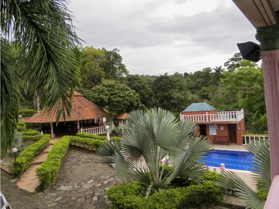 Venta o permuto hotel campestre arbelaez - 1