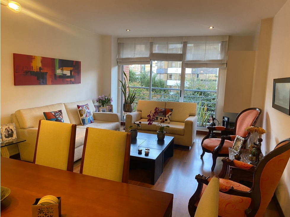 VENTA DE APARTAMENTO EN SANTA BARBARA, BOGOTÁ — foto 2