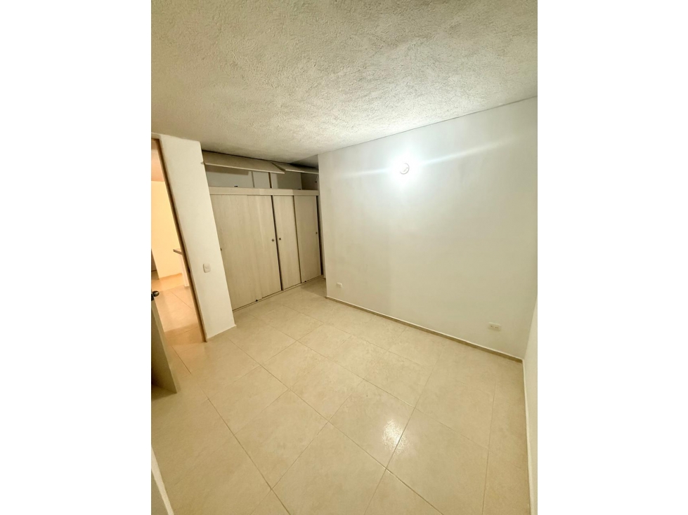 VENTA APARTAMENTO REMODELADO EN CONDOMINIO CARIOCA - CARTAGENA — foto 5