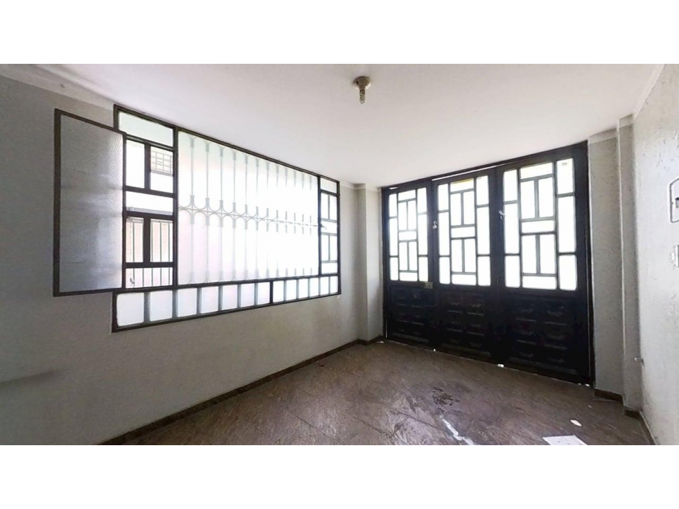 VENTA DE CASA DE BARRIO GARCES NAVAS - ENGATIVA