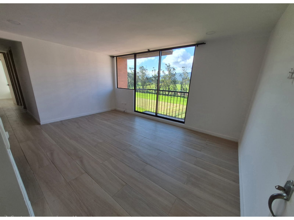 APARTAMENTO EN VENTA CONJ. RES. FRONTINO, TOCANCIPA