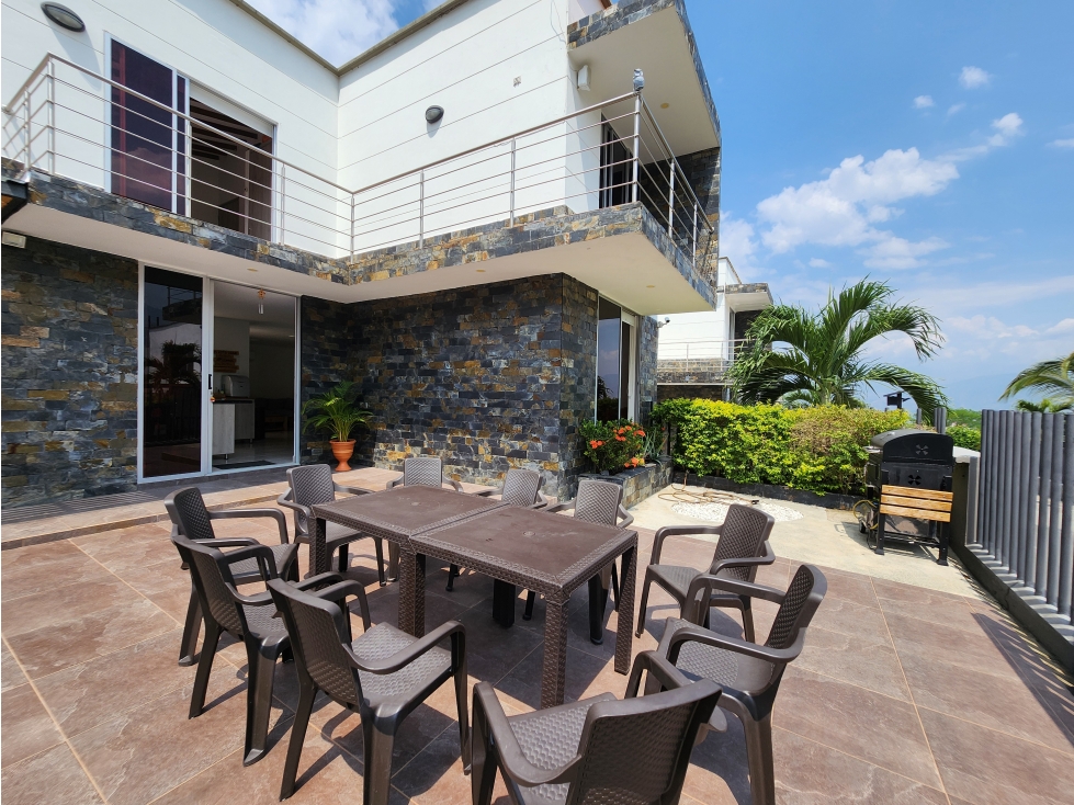 VENTA DE HERMOSA CABAÑA AMOBLADA Y CON PISCINA EN SOPETRAN, EN UNIDAD — foto 6