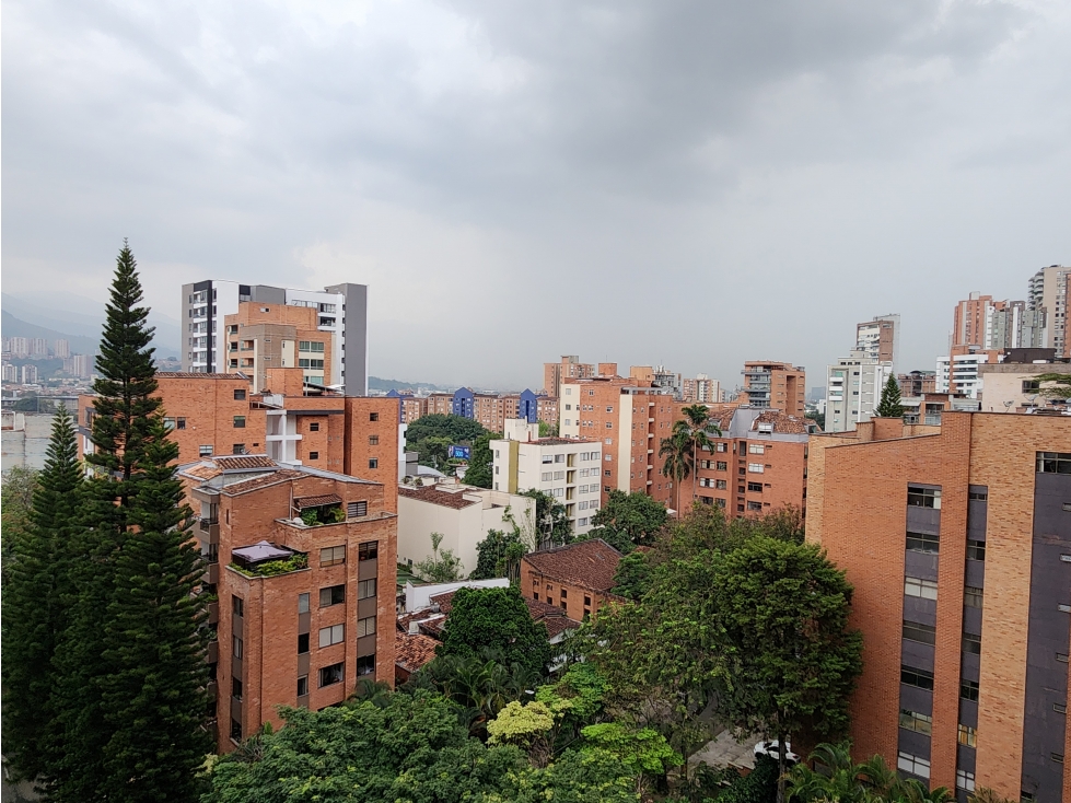 VENTA DE APARTAMENTO MODERNO CASI NUEVO, A 1 CUADRA DEL POBLADO — foto 4