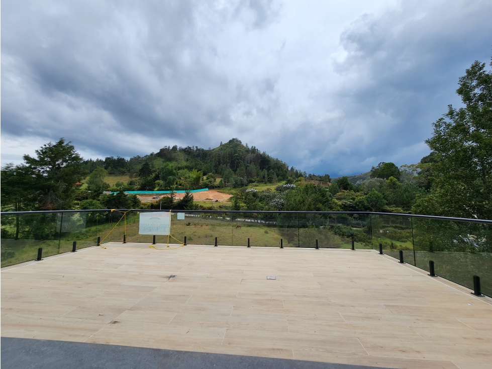 VENTA DE ESPECTACULAR CASA MODERNA EN EL RETIRO VIA LA CEJA EN UNIDAD — foto 6