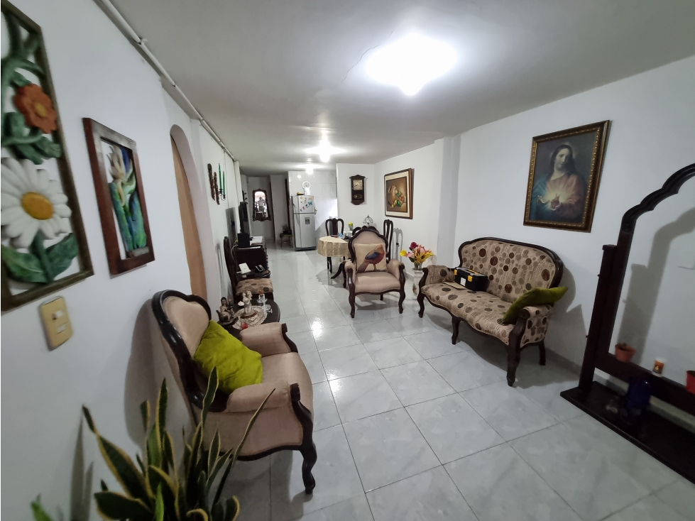 Casa primer piso, en venta en Guayabal — foto 2
