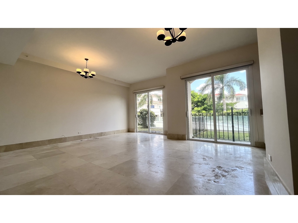 Venta de Apartamento en PH The Reserve, Santa Maria