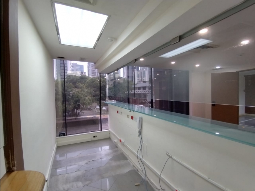 Se alquila oficina en Obarrio — foto 2