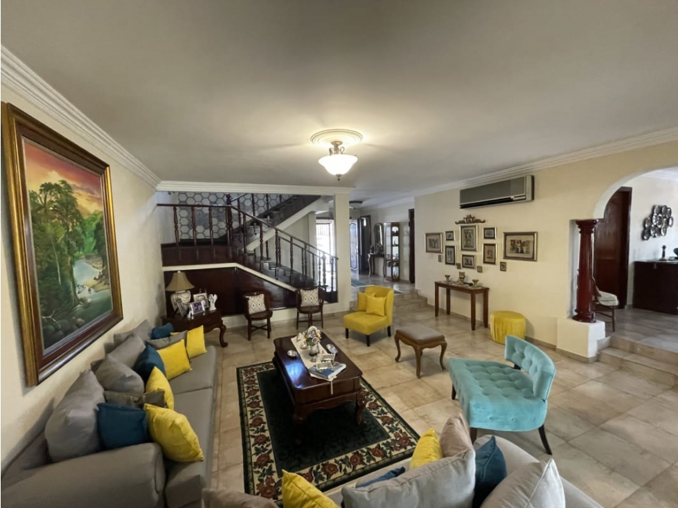 Venta de Casa en La Alameda - 3