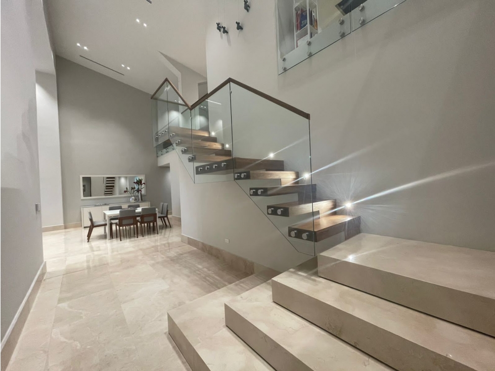 Venta de Apartamento Tipo Loft en The Reserve, Santa María