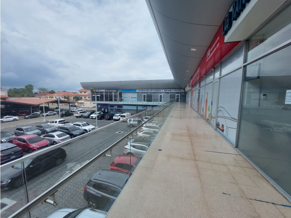 Se Alquila Local Comercial en Costa del este, Star Plaza — foto 3