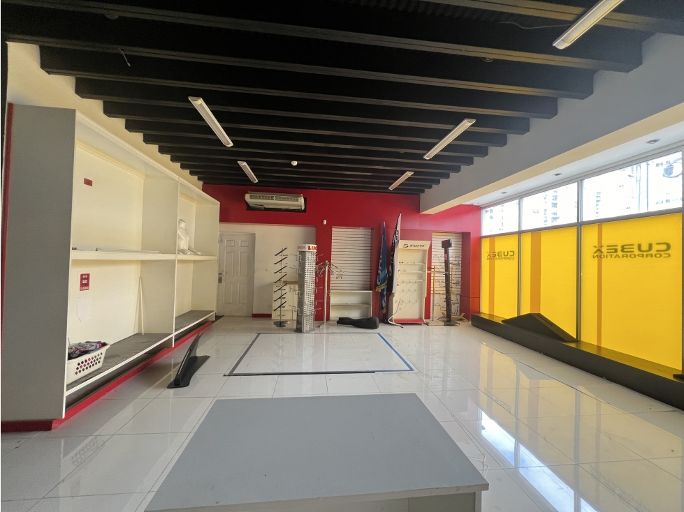 Venta de edificio con bodega en Costa del Este - 4