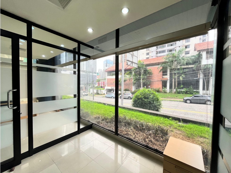 Alquiler de Local Comercial en Calle 50 — foto 6