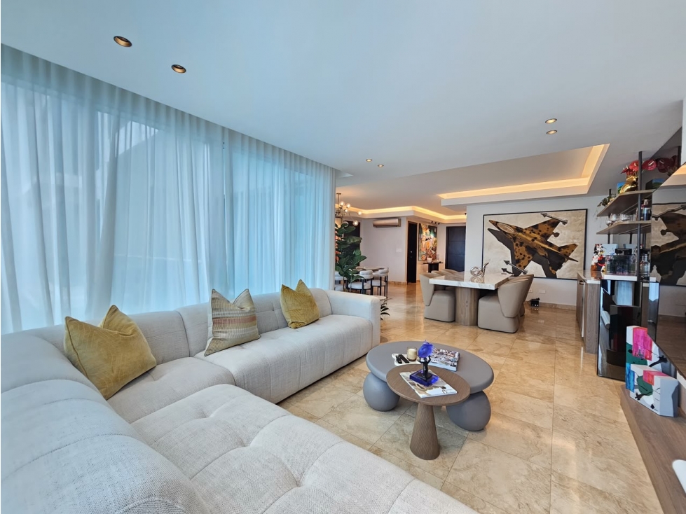 Venta de apartamento en PH Titanium, Costa del Este