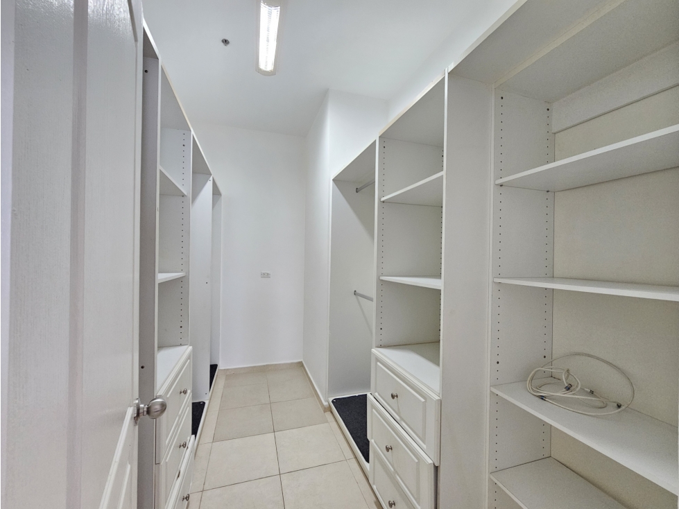 Venta de Apartamento en PH Vista del Mar, Avenida Balboa — foto 6