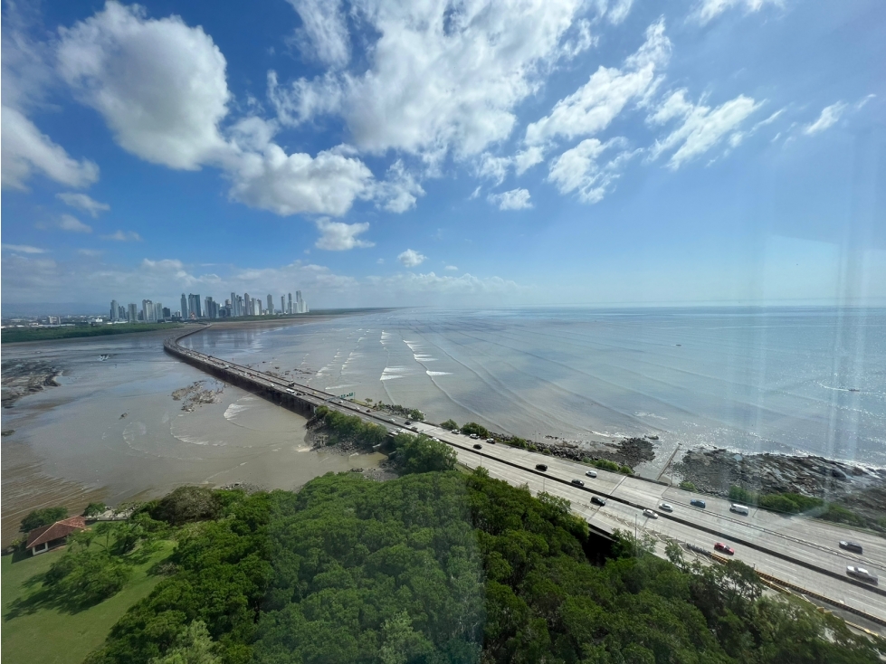 Se Vende Apartamento en Coco del mar, Ph Windrose linea blanca