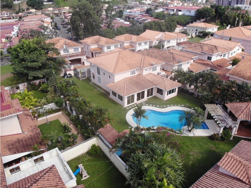Se vende Casa en Condado del rey , Residencial Altos del fresno — foto 4