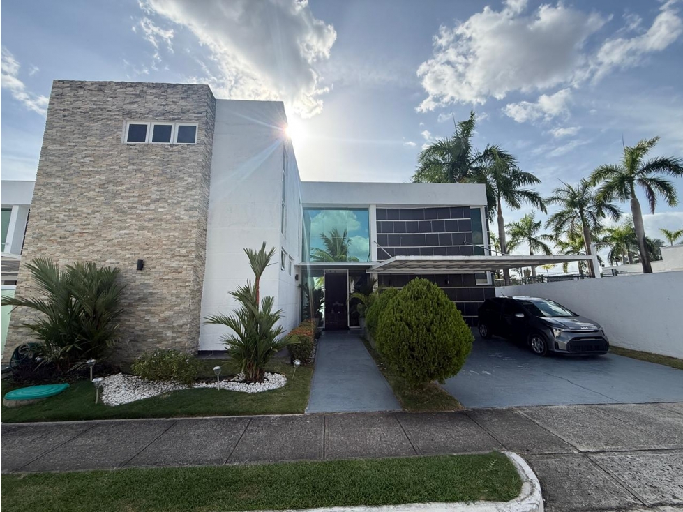 Venta de Casa en Costa Esmeralda, Costa Sur