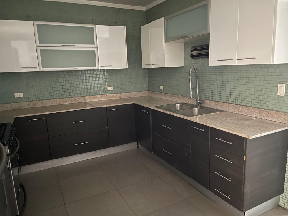 Venta de Apartamento en PH Los Delfines, Avenida Balboa — foto 6