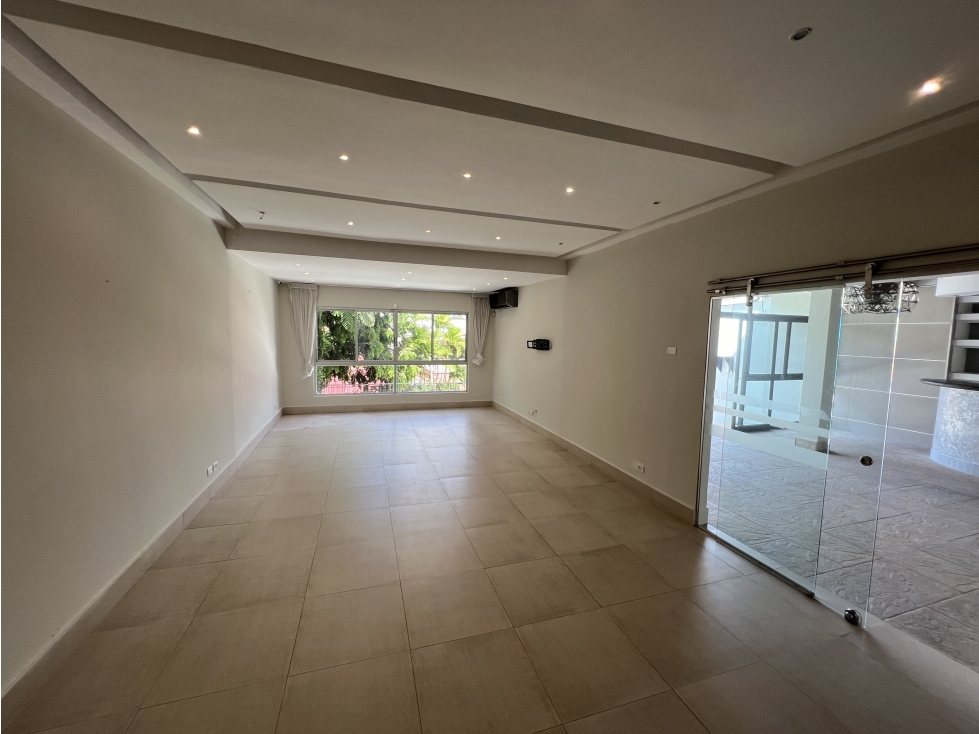 Venta de casa con Piscina en Betania, Dos Mares — foto 3