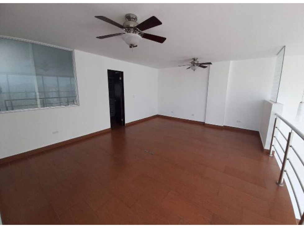 Se vende apartamento en Via Argentina, PH Mediterraneo Loft — foto 4