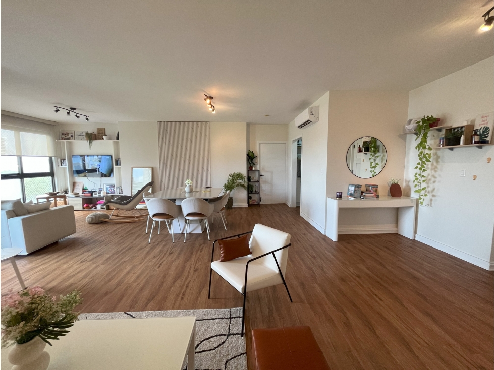 Venta de apartamento en Costa del Este, Parque del Mar I