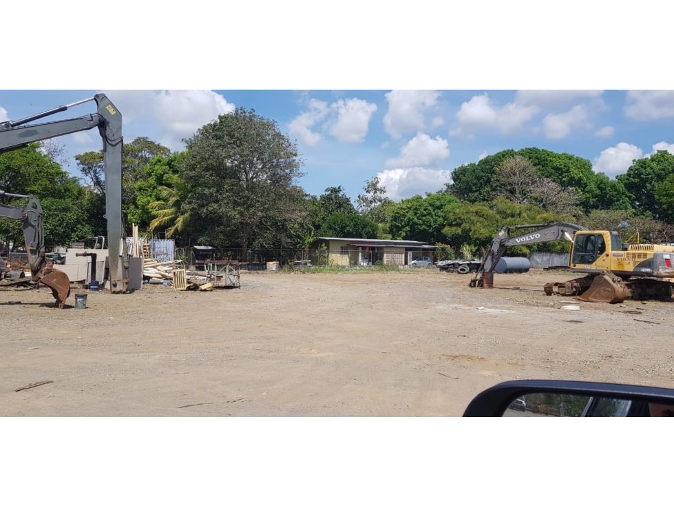 Venta de terreno con oficina en vía interamericana, David, San Pablo - 5